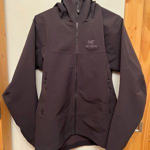 Like New — Arc’teryx Gamma LT Hoody Softshell Jacket — Black, Men’s Small